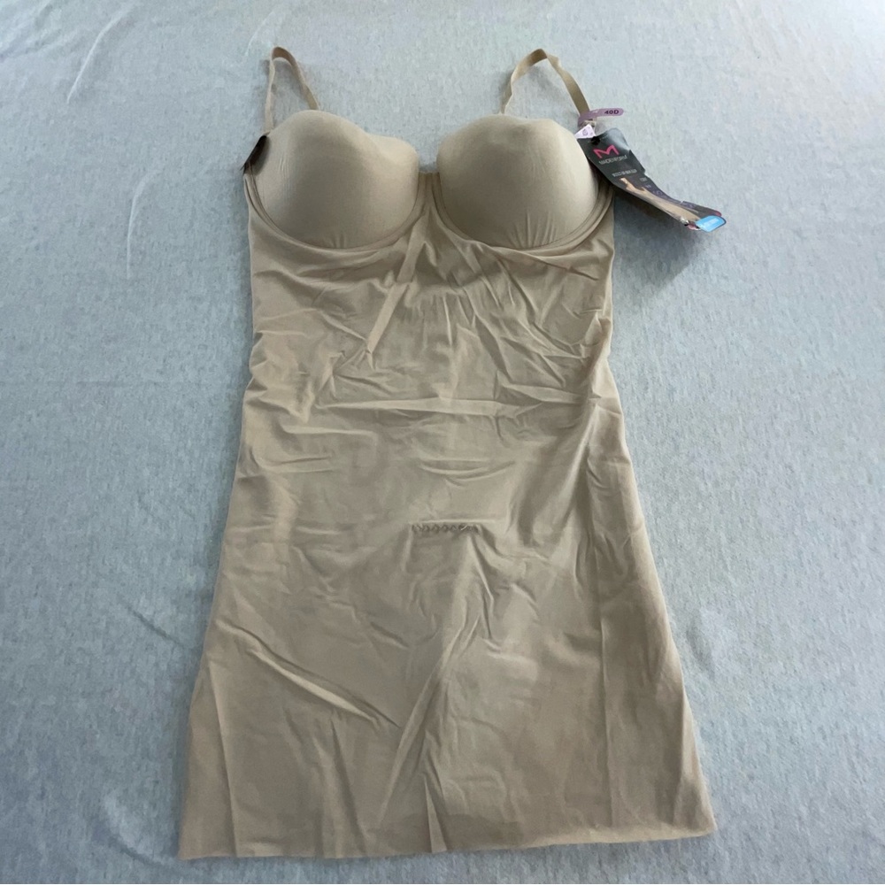 MAIDEN FORM SHAPE WEAR SLIP